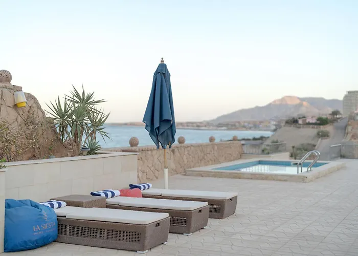 Hotel La Siesta Al Sokhna *
