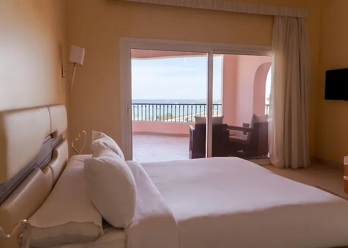 La Siesta Al Sokhna Hotel *